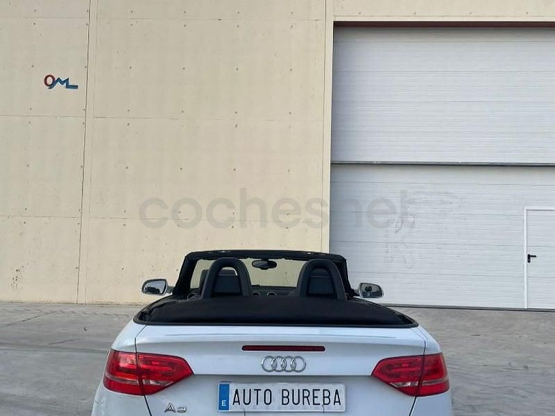 Usado Audi A3 Cabriolet Attraction 105 CV (77 kW) 2012 Blanco Descapotable