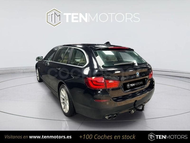Usado BMW 520 Comfort Edition 184 CV (135 kW) 2012 Negro Familiar