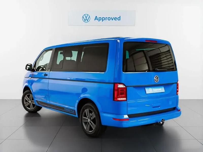 Usado VW Multivan Trendline 102 CV (75 kW) 2017 Azul Monovolumen