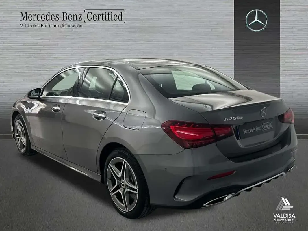 Usado Mercedes A250 163 CV (119 kW) 2024 Berlina