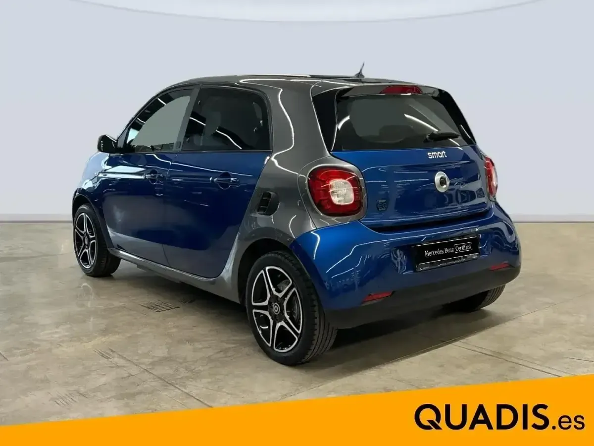 Usado Smart ForFour Electric Drive 60 kW (82 CV) 2020 Azul Berlina