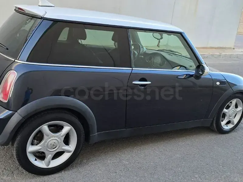 Usado Mini Cooper 116 CV (85 kW) 2007 Negro Utilitario