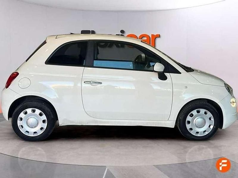 Usado Fiat 500 Club 71 CV (52 kW) 2022 Blanco Berlina