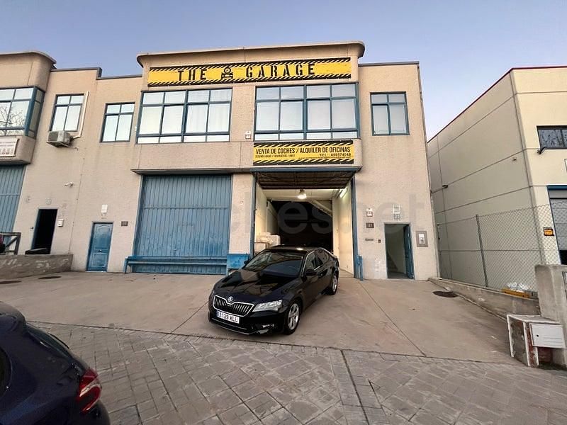 Usado Skoda Superb SportLine 150 CV (110 kW) 2018 Negro Berlina