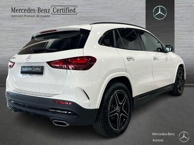 Usado Mercedes GLA200 150 CV (110 kW) 2024 Blanco SUV
