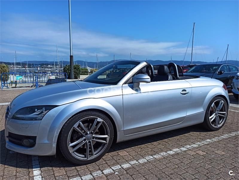 Gris / plata Usado 2007 Audi TT Roadster Descapotable | 9900 € (Buen precio) - Imagen 1/4