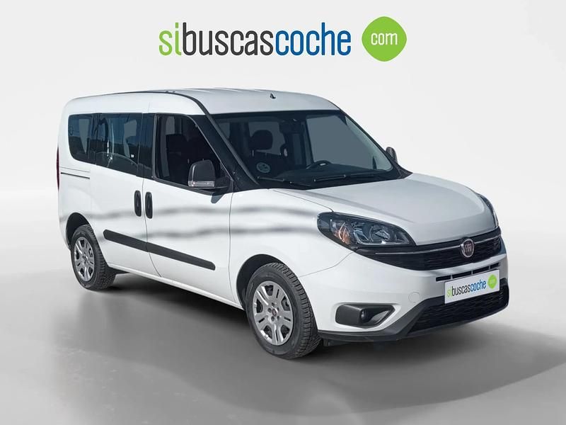 Blanco Usado 2022 Fiat Doblò Monovolumen | 17.990 € - Imagen 1/4