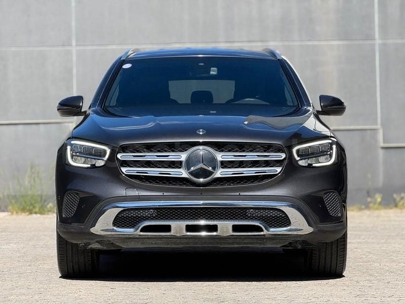 Usado Mercedes GLC300e 321 CV (236 kW) 2020 Gris / plata SUV