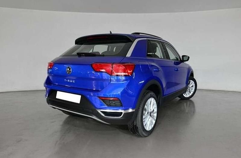 Usado VW T-Roc 110 CV (80 kW) 2022 Azul SUV