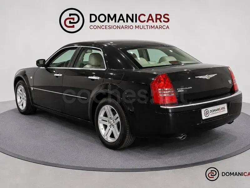 Usado Chrysler 300C 218 CV (160 kW) 2006 Negro Berlina