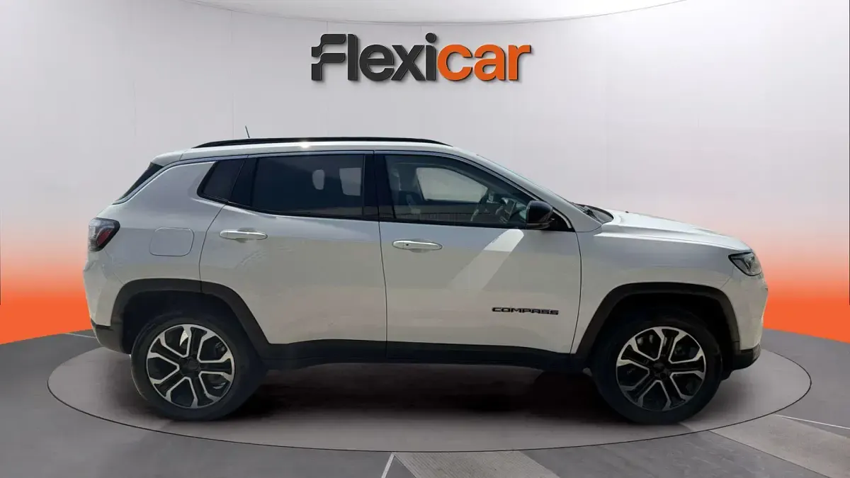 Usado Jeep Compass Limited 131 CV (96 kW) 2023 Blanco SUV