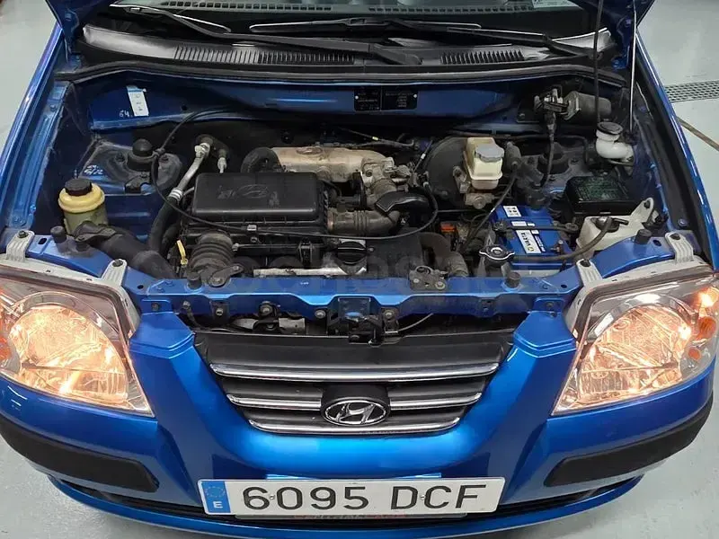 Usado Hyundai Atos GLS 59 CV (43 kW) 2005 Azul Utilitario