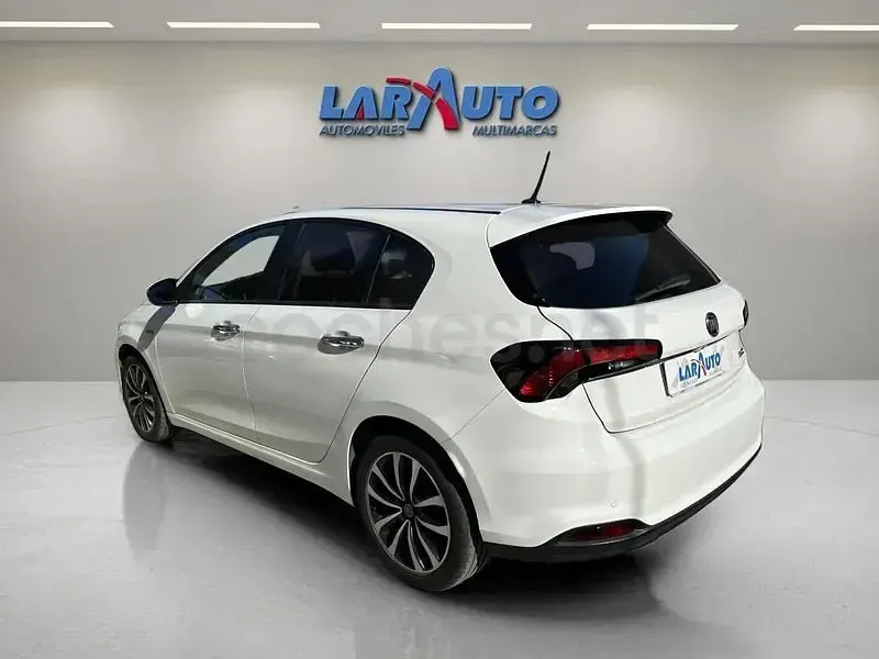 Usado Fiat Tipo Lounge 95 CV (69 kW) 2020 Blanco Berlina
