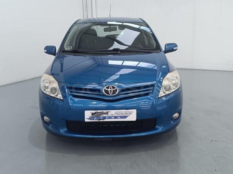 Usado Toyota Auris Active 90 CV (66 kW) 2010 Azul Utilitario