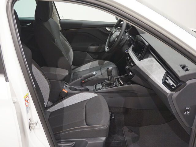 Usado Skoda Scala Selection 115 CV (84 kW) 2025 Blanco Utilitario