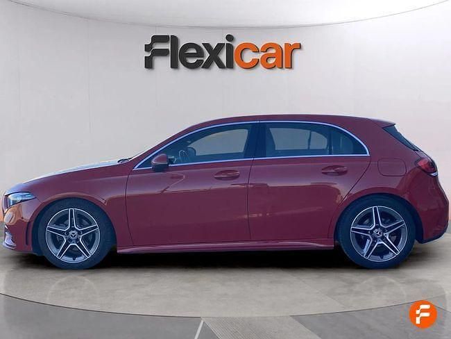 Usado Mercedes A180 116 CV (85 kW) 2019 Rojo Berlina
