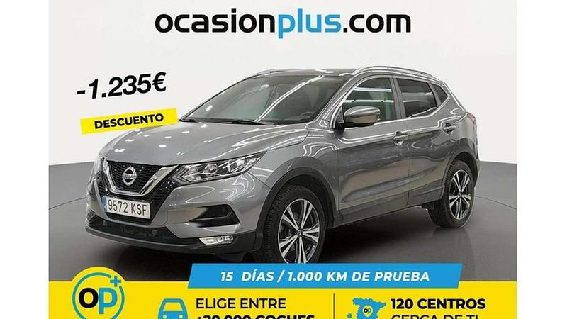 Usado Nissan Qashqai Acenta 140 CV (102 kW) 2018 Gris SUV