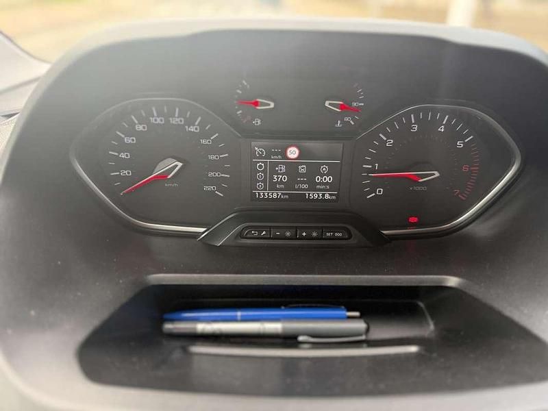 Usado Peugeot Rifter Active 102 CV (75 kW) 2020 Blanco Monovolumen