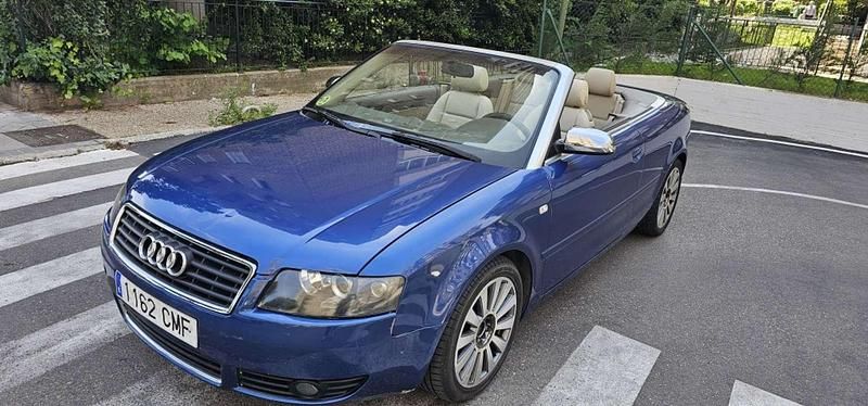 Usado Audi A4 Cabriolet 163 CV (119 kW) 2003 Azul Descapotable
