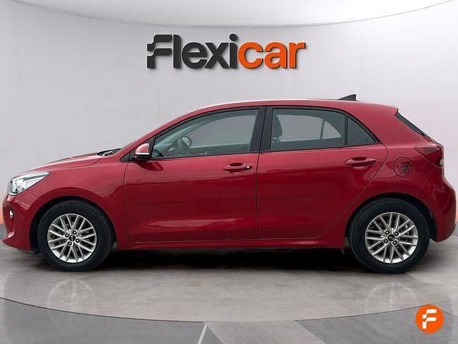 Usado Kia Rio 84 CV (61 kW) 2019 Rojo