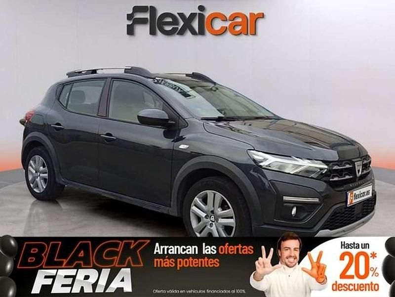 Gris Usado 2022 Dacia Sandero Essentiel Utilitario | 10.990 € (Buen precio) - Imagen 1/4