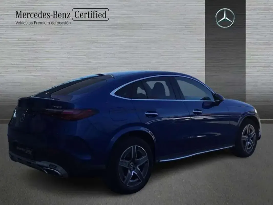 Usado Mercedes GLC220 197 CV (144 kW) 2024 Azul Coupe