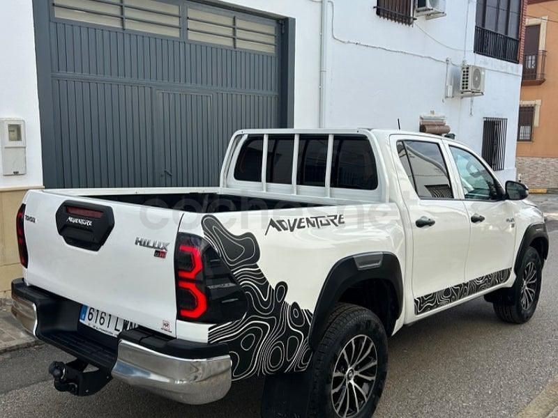 Usado Toyota HiLux 150 CV (110 kW) 2022 Blanco Pickup/Camioneta