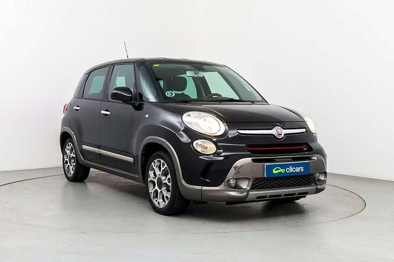 Usado Fiat 500L Trekking 84 CV (61 kW) 2015 Negro Monovolumen