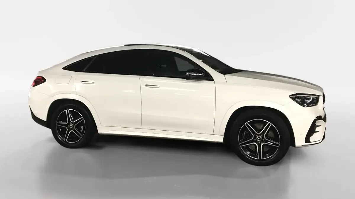 Usado Mercedes GLE300 269 CV (197 kW) 2024 Blanco SUV