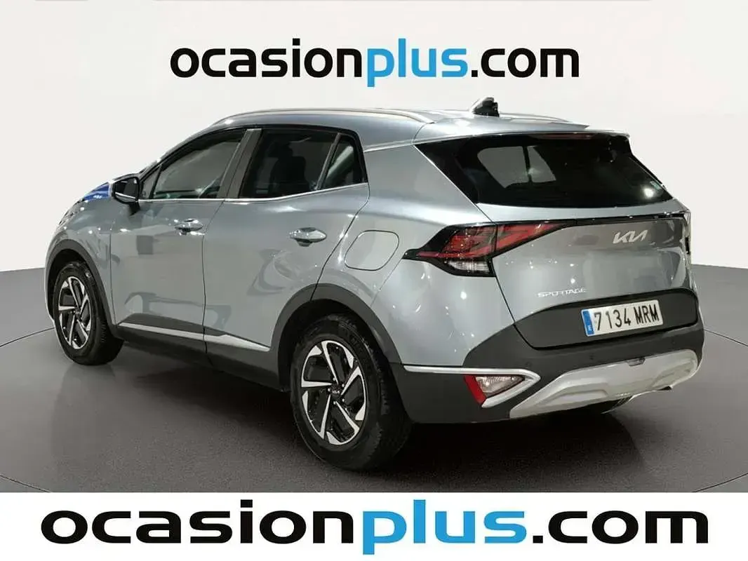 Usado Kia Sportage 162 CV (119 kW) 2024 Gris SUV
