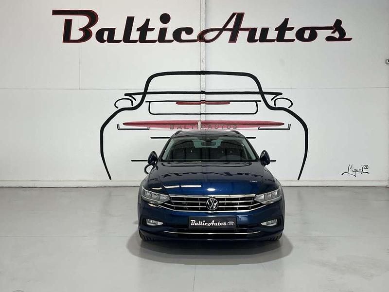 Usado VW Passat Business 150 CV (110 kW) 2024 Azul Familiar