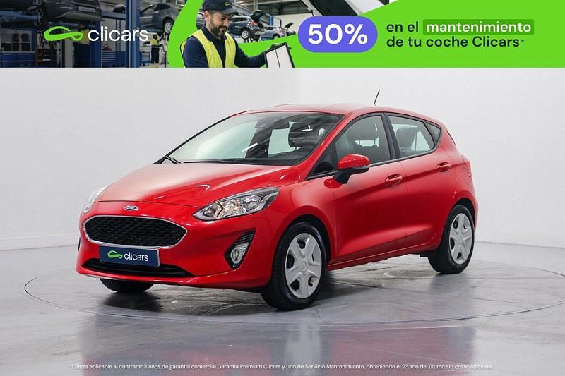 Usado Ford Fiesta Trend 85 CV (62 kW) 2018 Rojo Utilitario