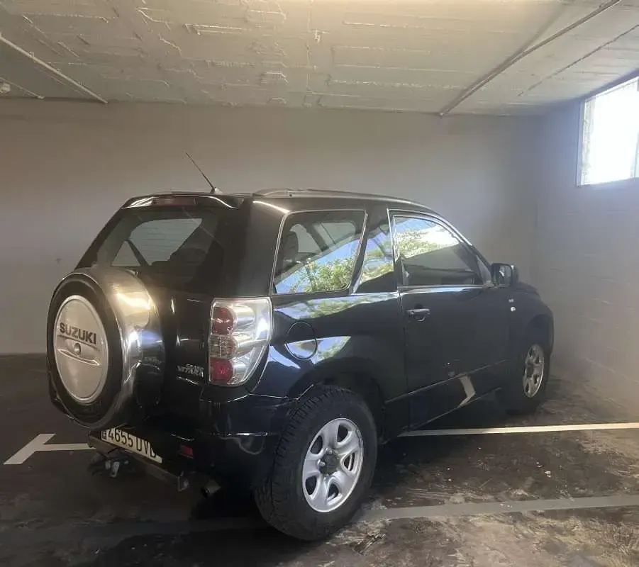 Usado Suzuki Grand Vitara 129 CV (94 kW) 2006 Negro SUV