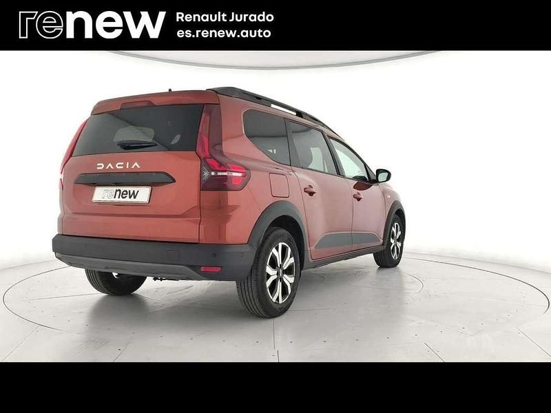 Usado Dacia Jogger Expression 110 CV (80 kW) 2024 Naranja Monovolumen
