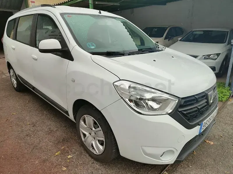 Usado Dacia Lodgy Lauréate 90 CV (66 kW) 2018 Blanco Monovolumen