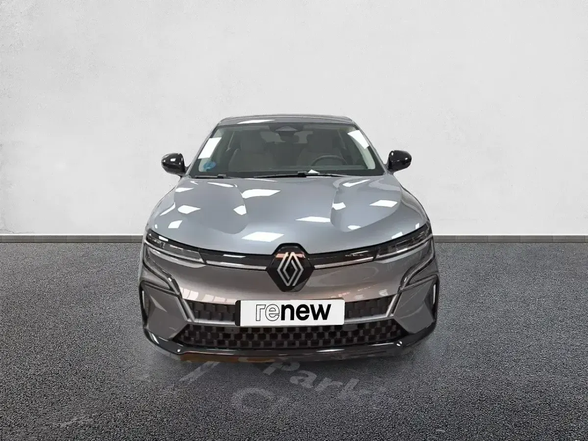 Usado Renault Mégane Equilibre 95 kW (130 CV) 2023 Gris