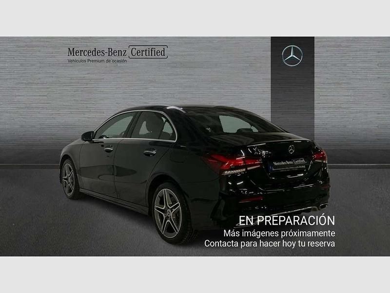 Usado Mercedes 260 117 CV (86 kW) 2021 Berlina