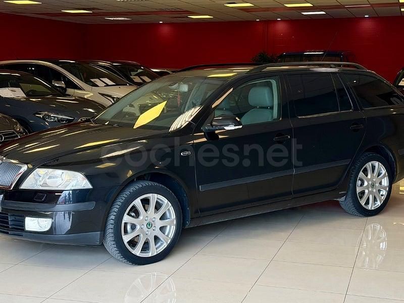 Usado Skoda Octavia 140 CV (102 kW) 2007 Negro Familiar
