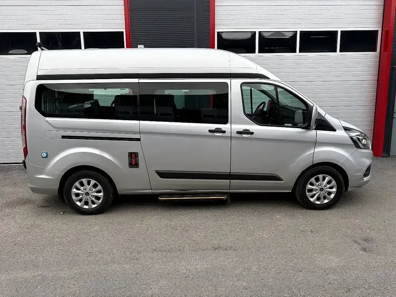 Usado Ford Transit Custom Nugget 185 CV (136 kW) 2021 Beige Van