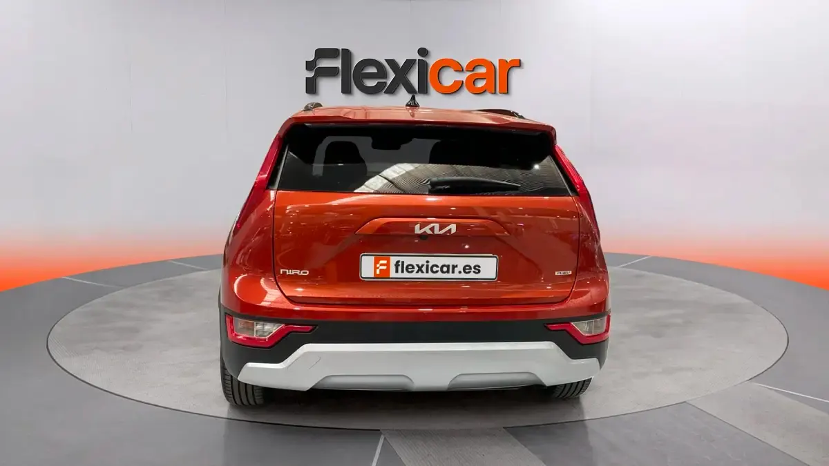 Usado Kia Niro 184 CV (135 kW) 2023 Naranja SUV