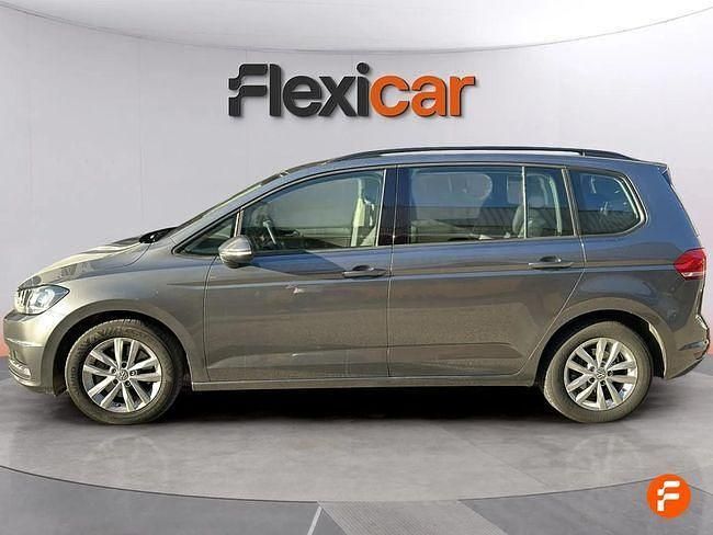 Usado VW Touran Edition 115 CV (84 kW) 2018 Gris / plata Monovolumen