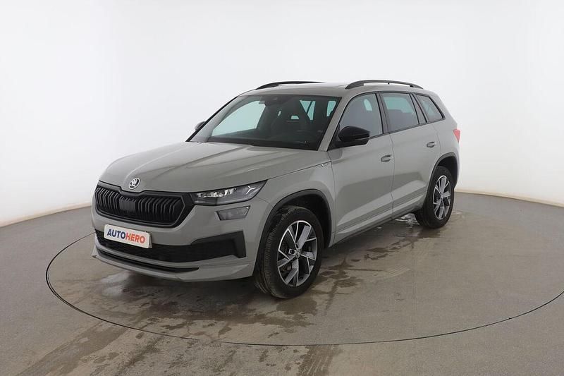 Usado Skoda Kodiaq SportLine 150 CV (110 kW) 2022 Gris SUV