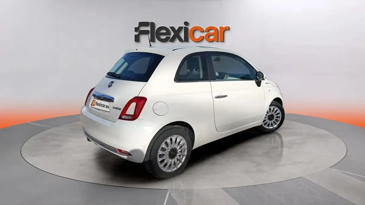 Usado Fiat 500 Dolcevita 70 CV (51 kW) 2023 Blanco Berlina