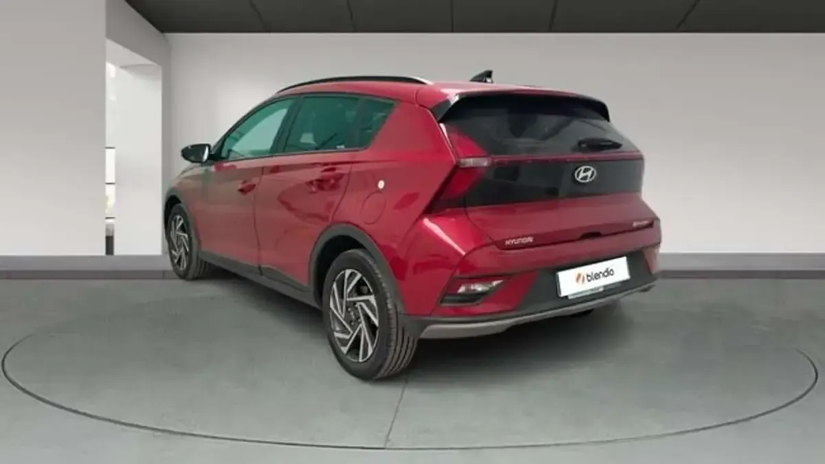 Usado Hyundai Bayon 80 CV (58 kW) 2025 Rojo SUV