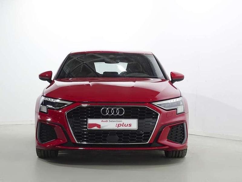 Usado Audi A3 Sportback 150 CV (110 kW) 2023 Rojo Utilitario