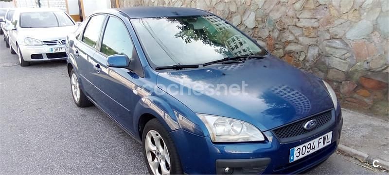 Usado Ford Focus Titanium 115 CV (84 kW) 2008 Azul Berlina