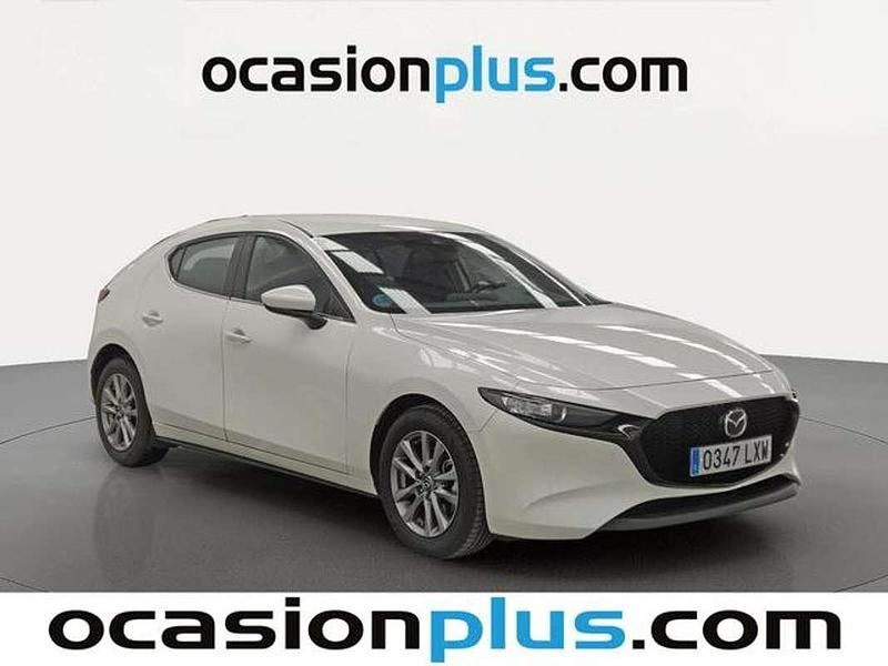 Usado Mazda 3 122 CV (89 kW) 2022 Blanco Utilitario