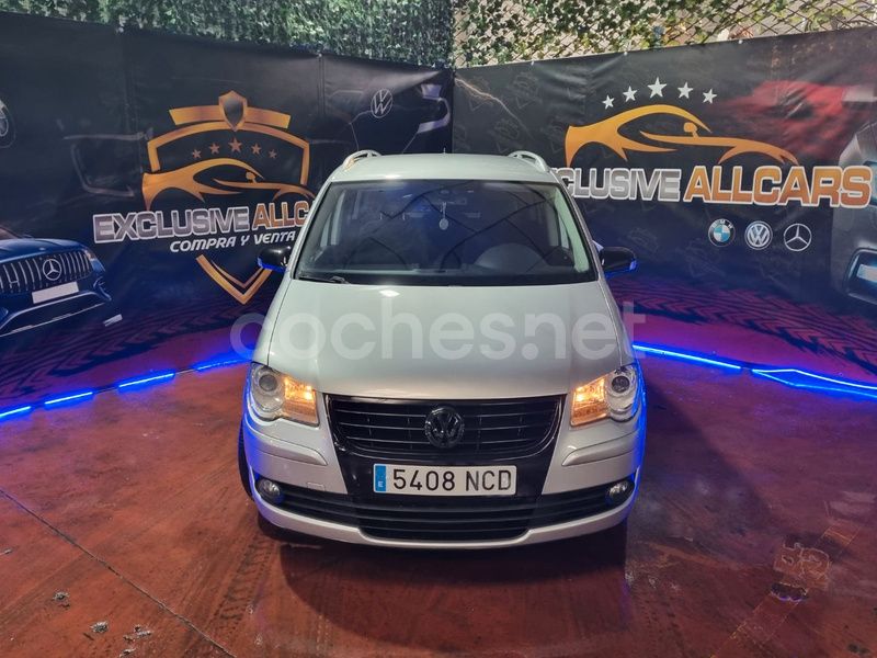 Gris / plata Usado 2009 VW Touran Edition Monovolumen | 6300 € (Buen precio) - Imagen 1/4