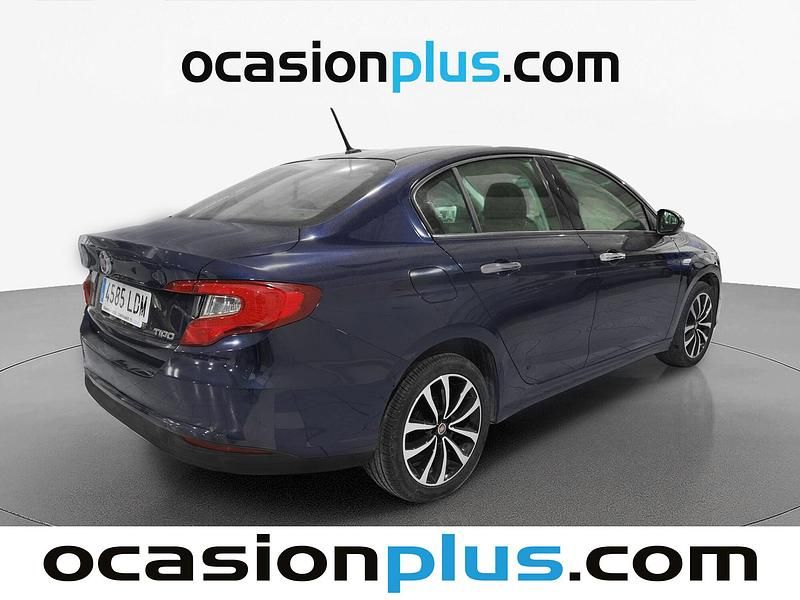 Usado Fiat Tipo Lounge 95 CV (69 kW) 2019 Azul Berlina