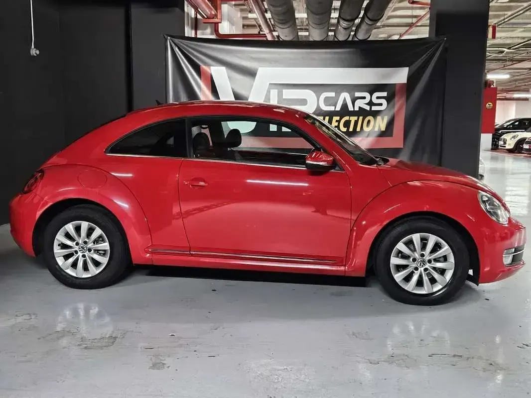Usado VW Beetle 105 CV (77 kW) 2012 Rojo Utilitario